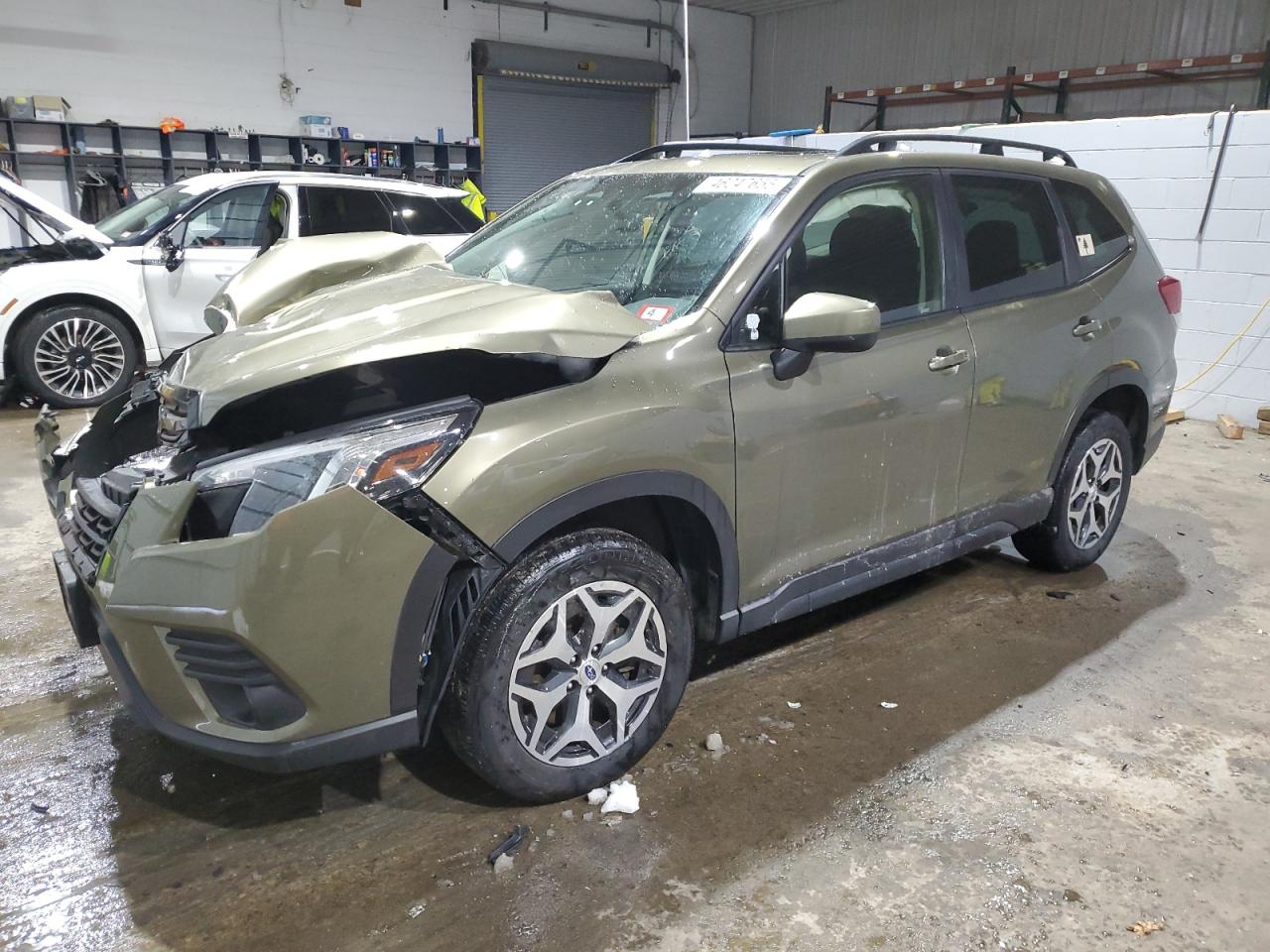 2022 Subaru Forester Premium for Sale in Candia, NH - Front End