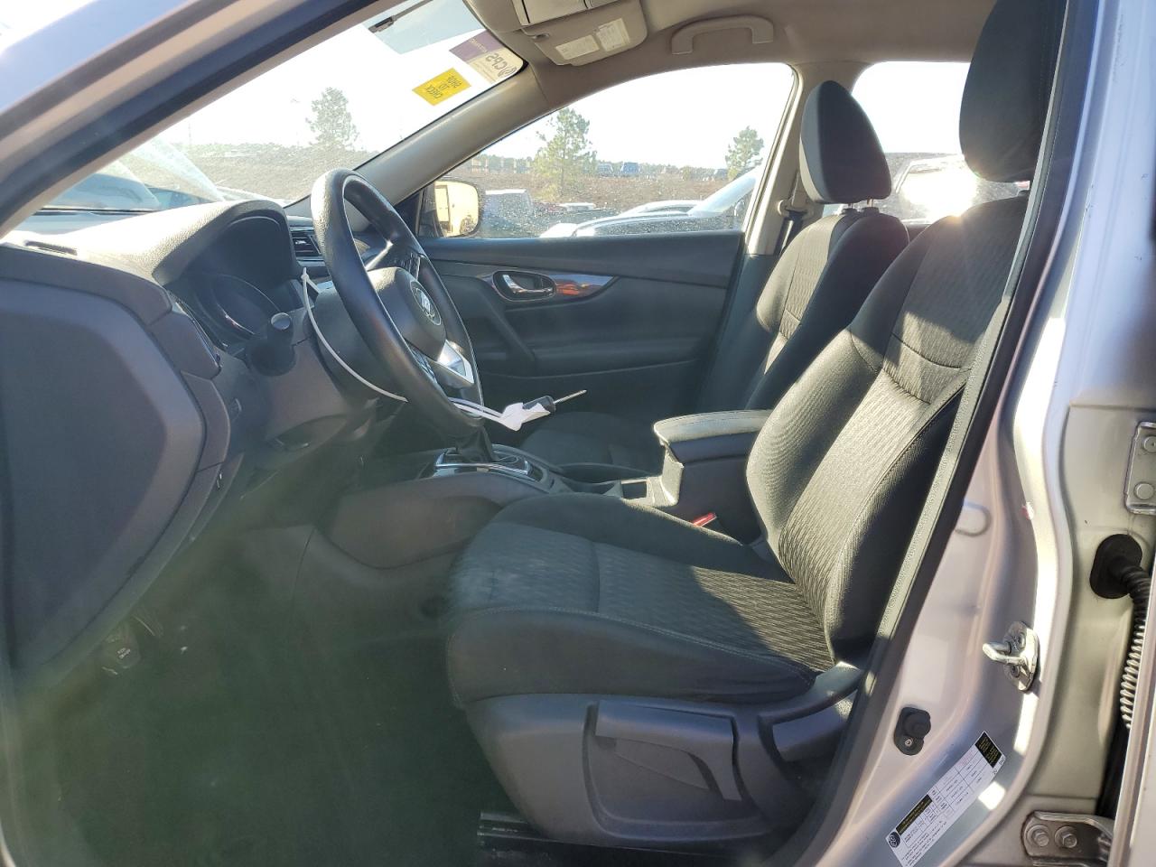 2018 Nissan Rogue - Image 7
