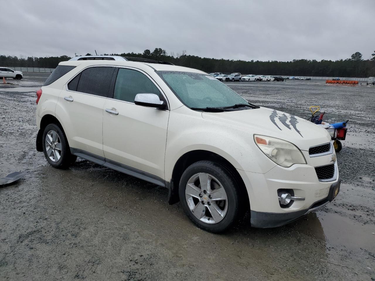2013 Chevrolet Equinox - Image 4
