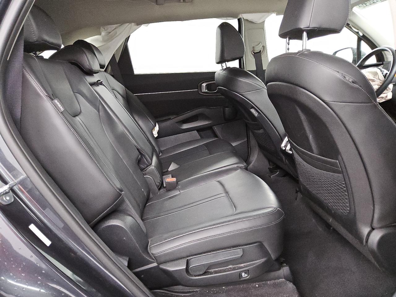 2024 Kia Sorento - Image 11