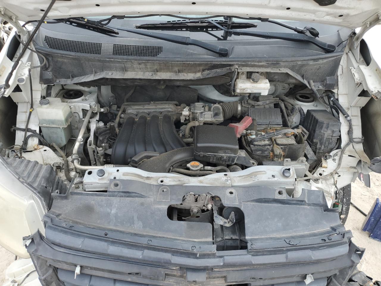 2015 Chevrolet Express - Image 12