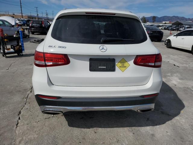  MERCEDES-BENZ GLC-CLASS 2019 Biały