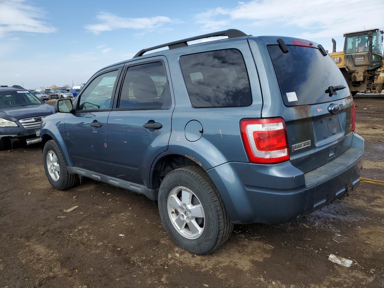 2010 Ford Escape - Image 2