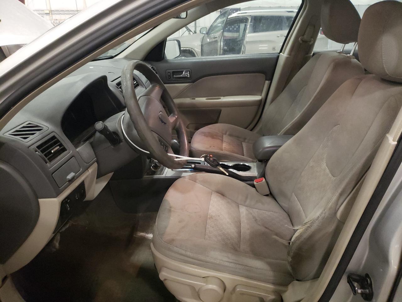 2010 Ford Fusion - Image 7