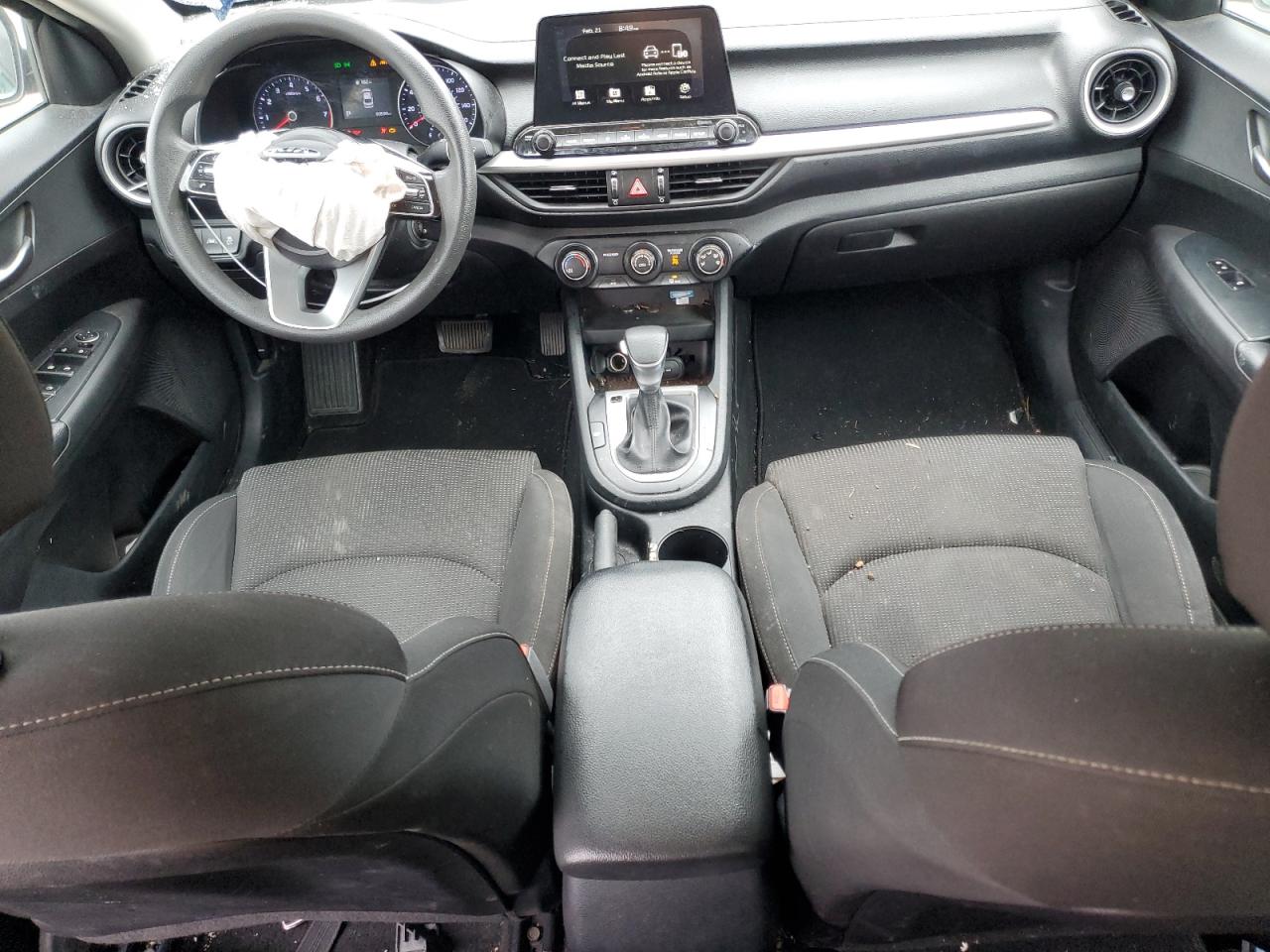 2021 Kia Forte - Image 8