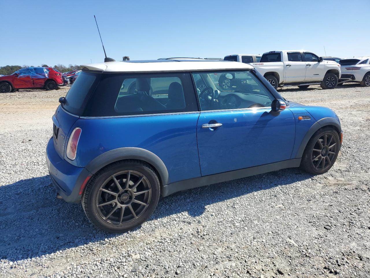2006 MINI Cooper - Image 3