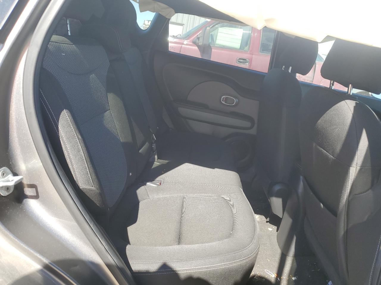 2017 Kia Soul - Image 11