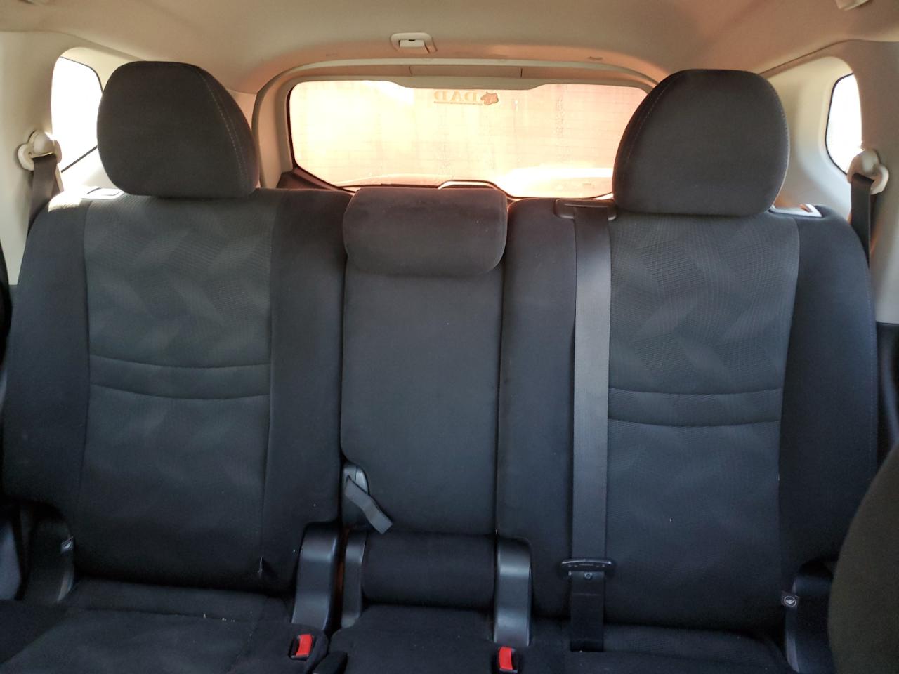 2016 Nissan Rogue - Image 10