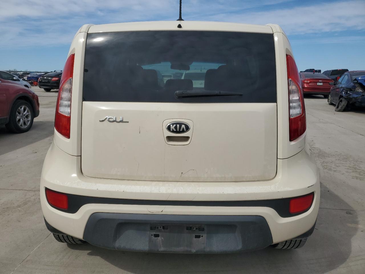 2013 Kia Soul - Image 6