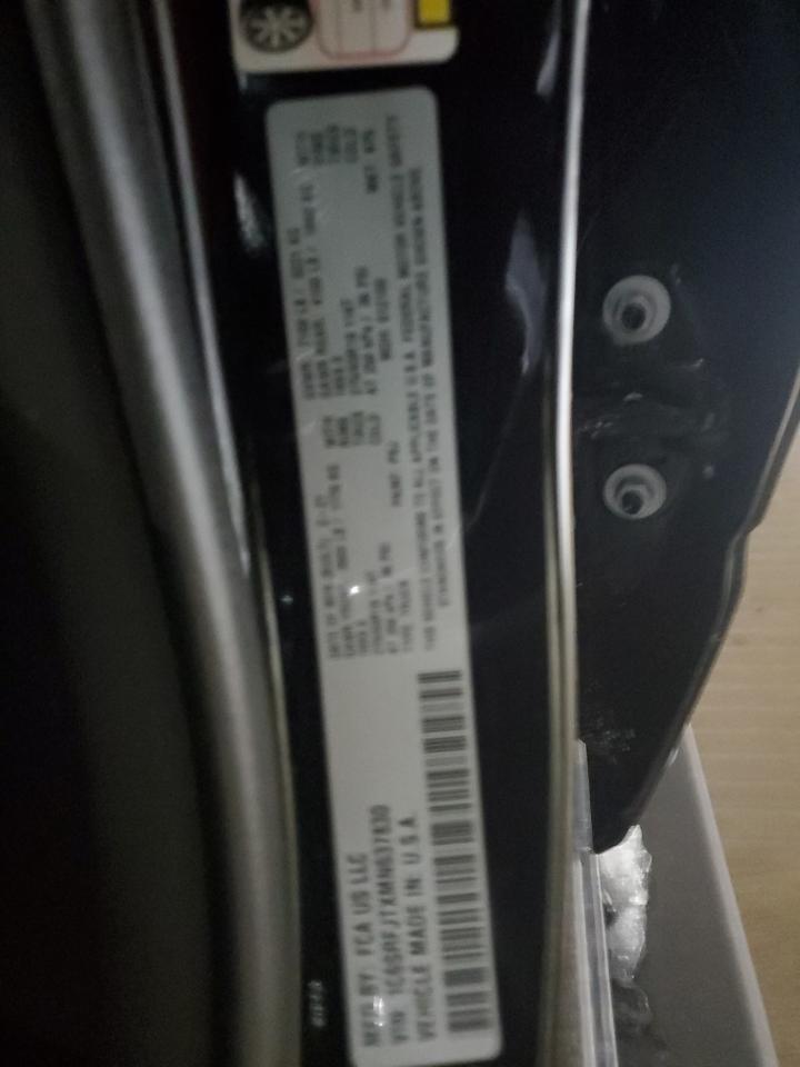 2021 RAM 1500 - Image 12
