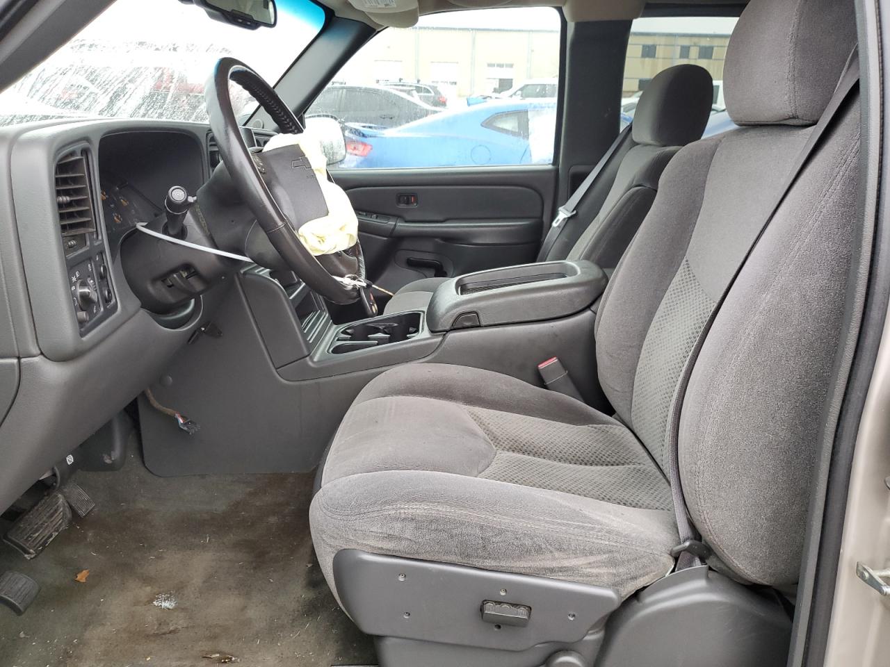 2006 Chevrolet Silverado - Image 7