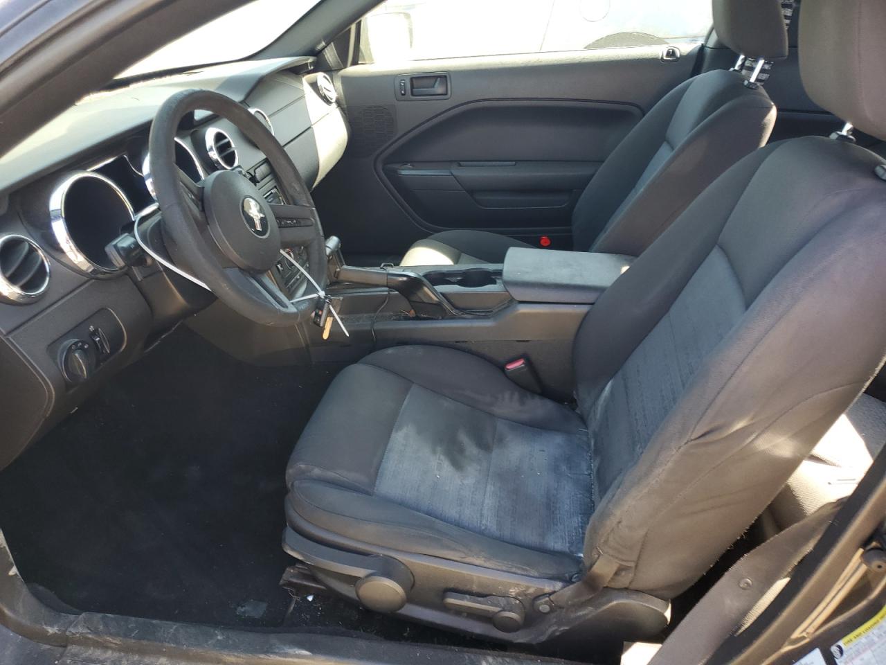 2007 Ford Mustang - Image 7
