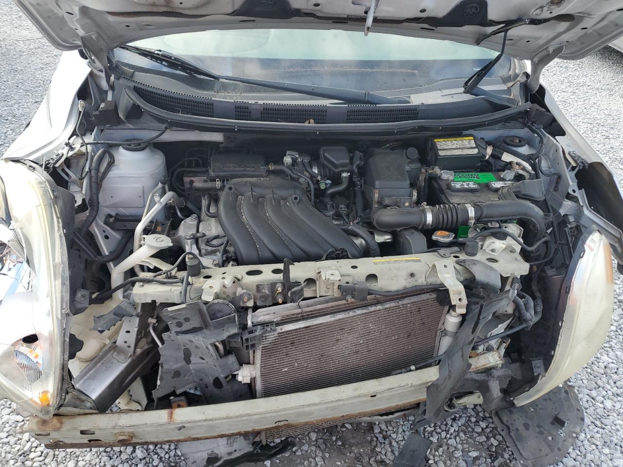 2013 Nissan Versa - Image 13