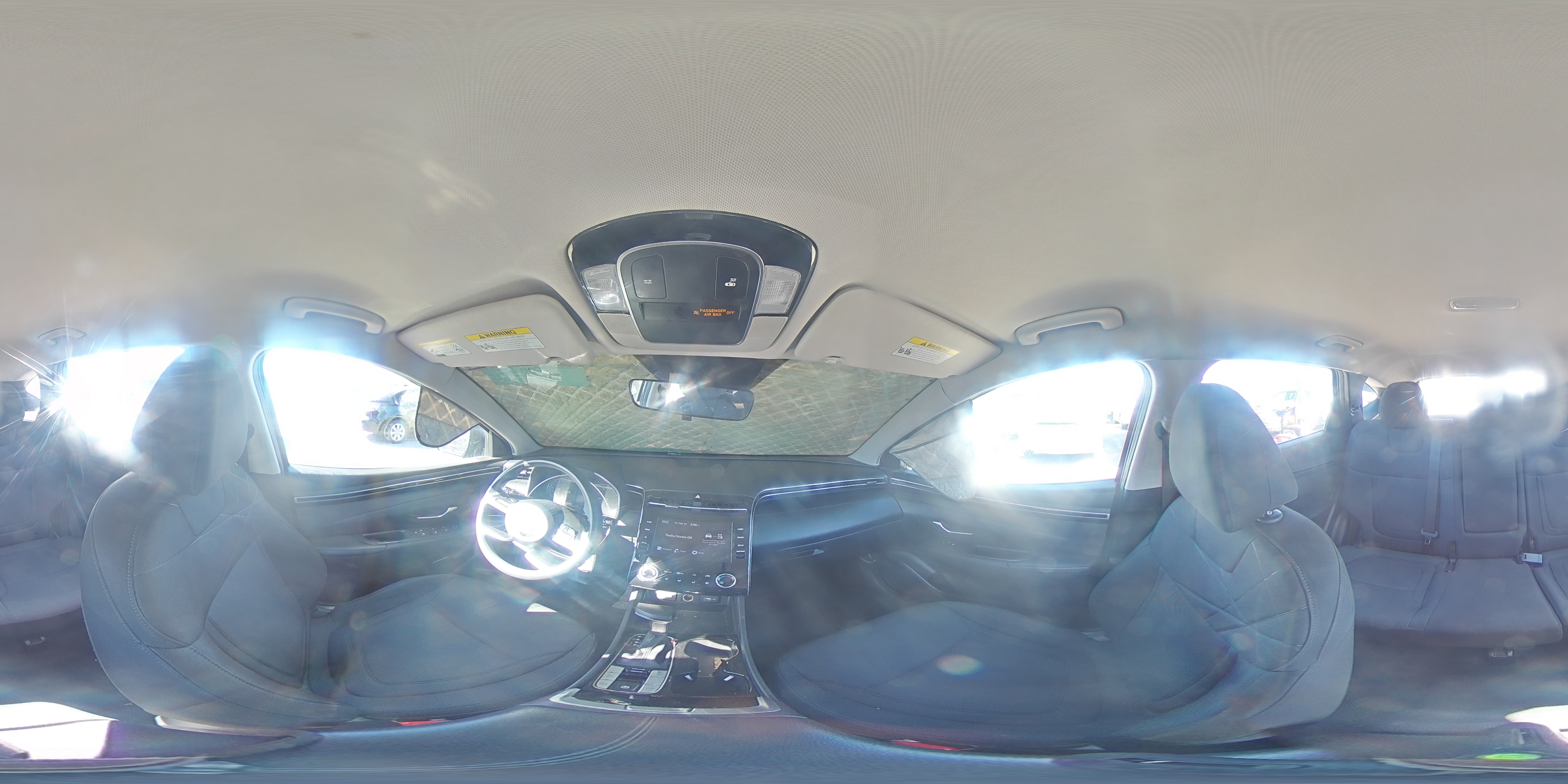 2022 Hyundai Tucson - Image 16