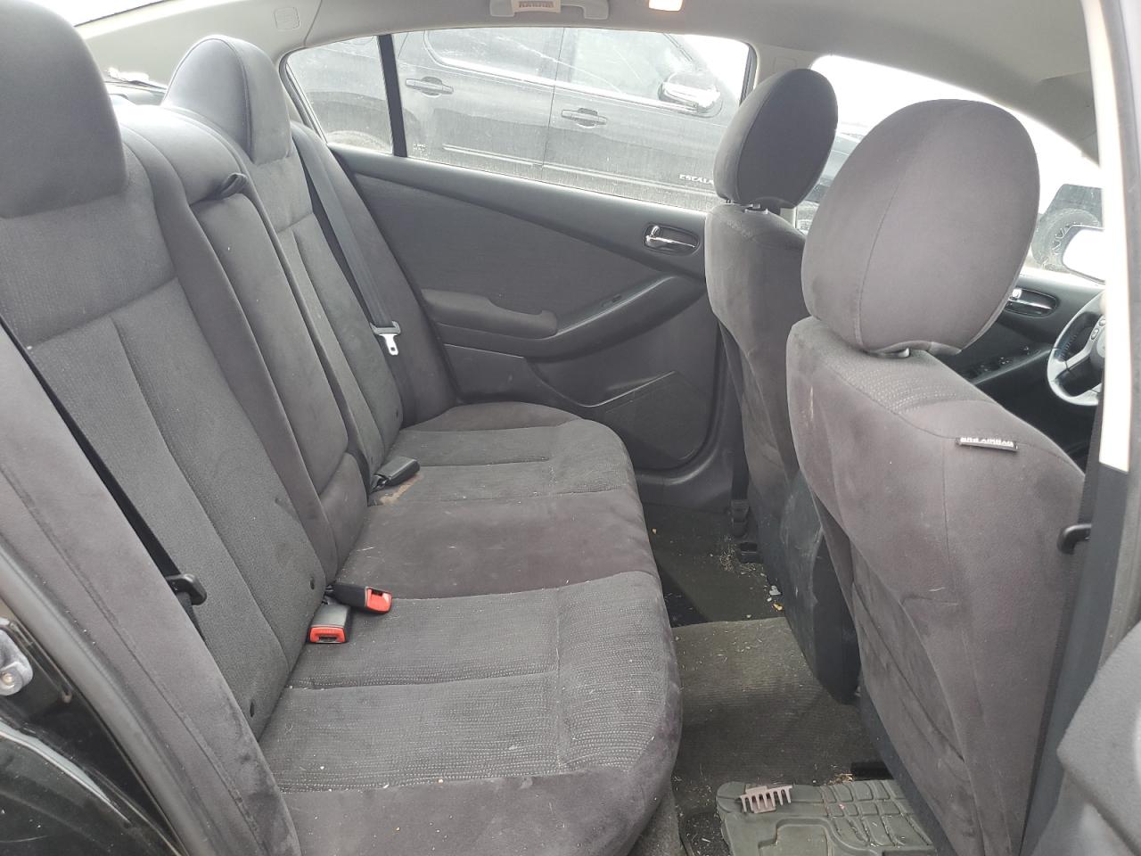 2012 Nissan Altima - Image 10