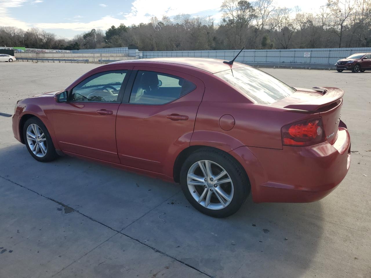 2012 Dodge Avenger - Image 2
