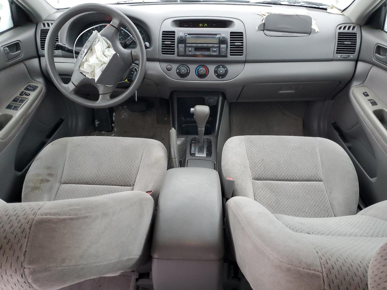 2003 Toyota Camry - Image 8