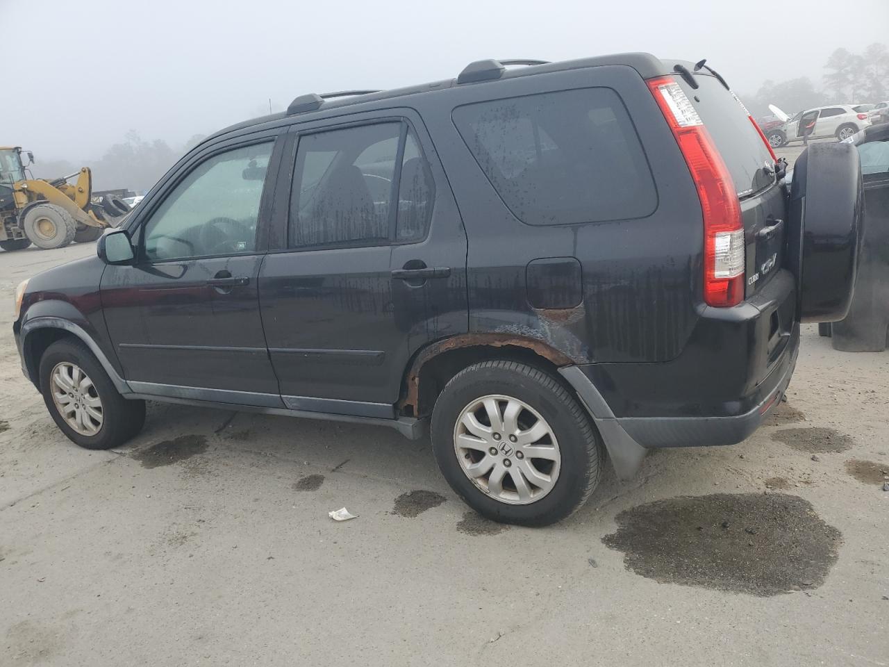 2005 Honda CR-V - Image 2