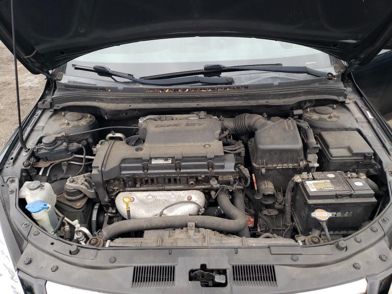 2011 Hyundai Elantra - Image 11