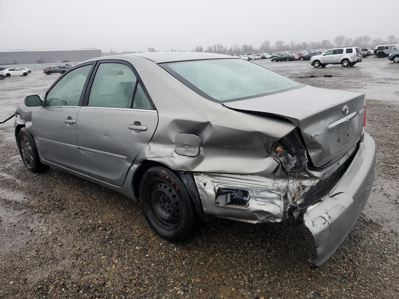 2005 Toyota Camry - Image 2