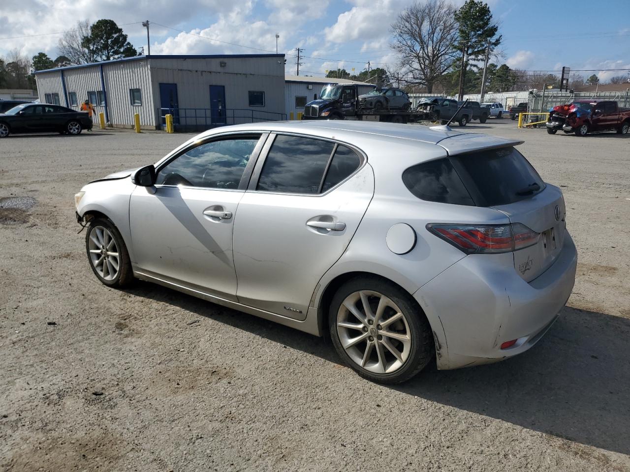 2012 Lexus CT - Image 2