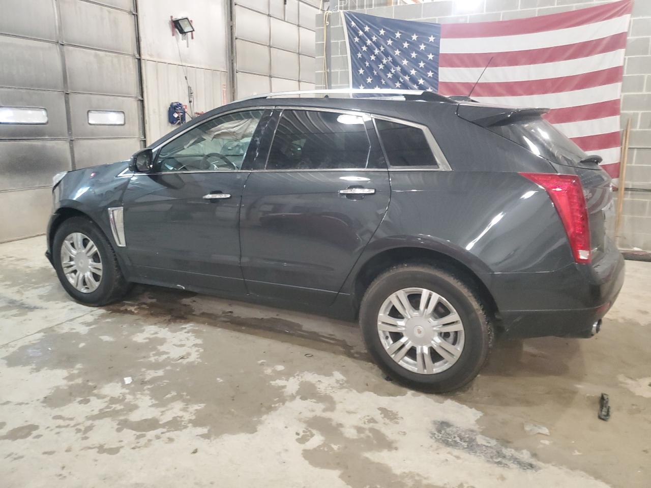 2015 Cadillac SRX - Image 2