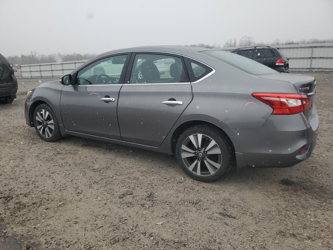 2016 Nissan Sentra - Image 2