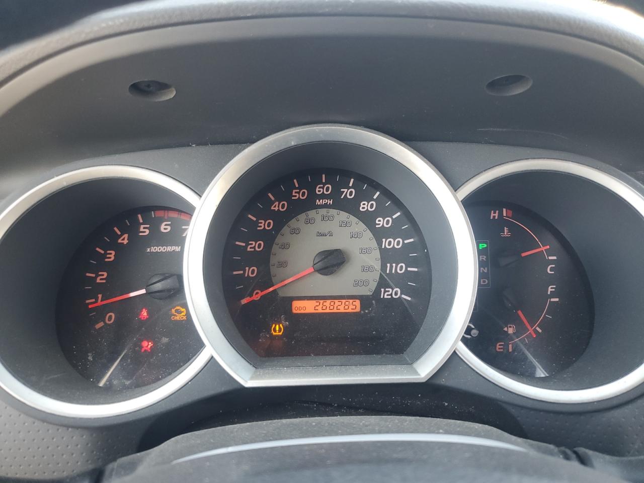 2006 Toyota Tacoma - Image 9