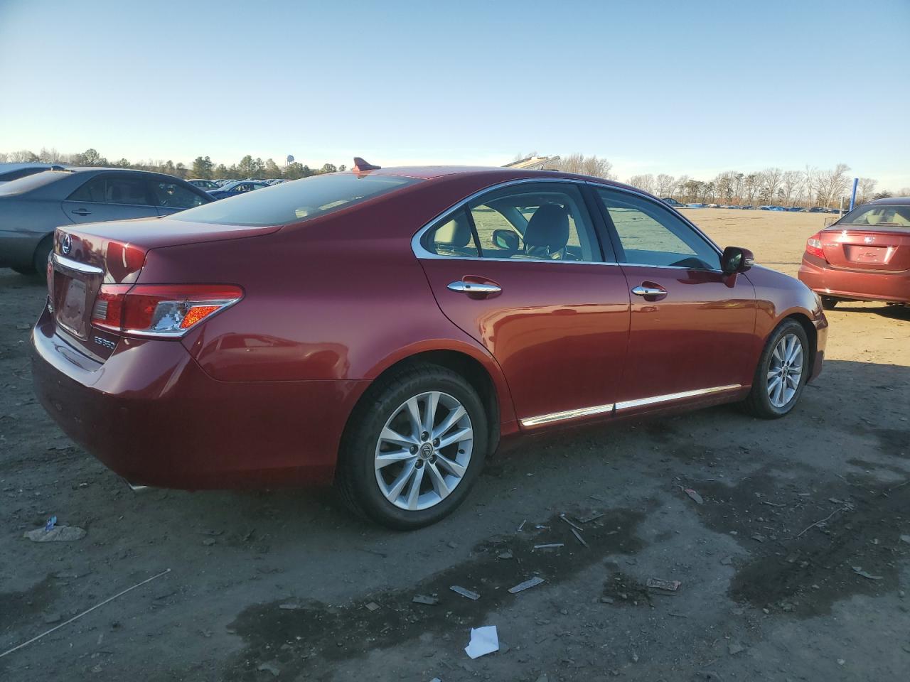 2010 Lexus ES - Image 3