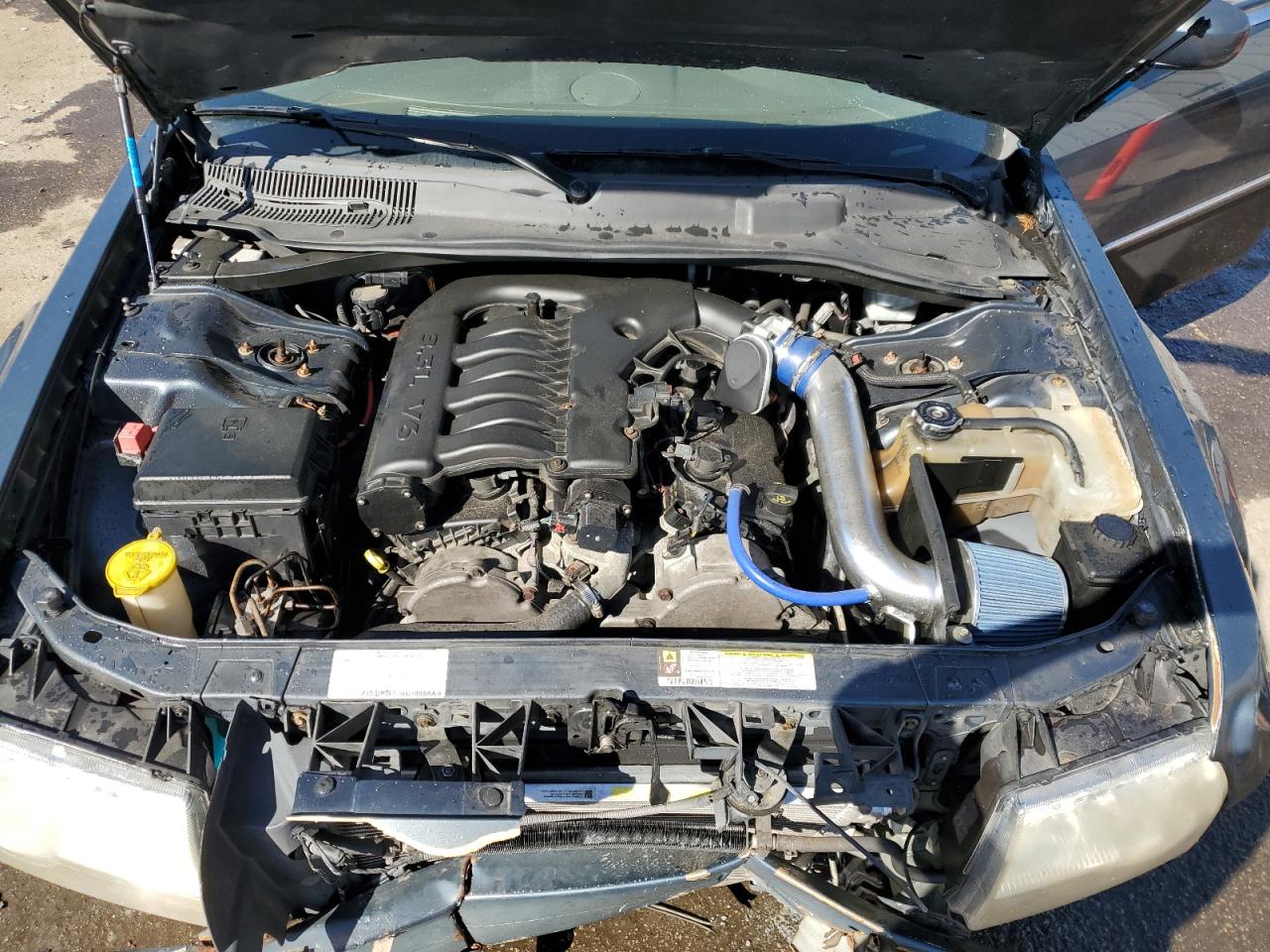 2008 Chrysler 300 - Image 11