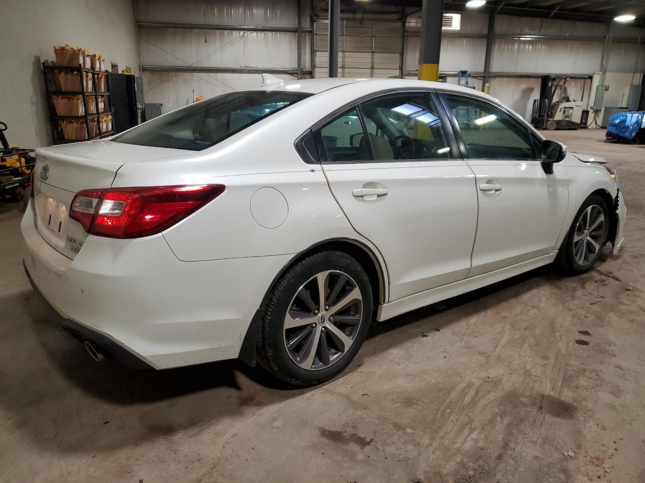 2018 Subaru Legacy - Image 3