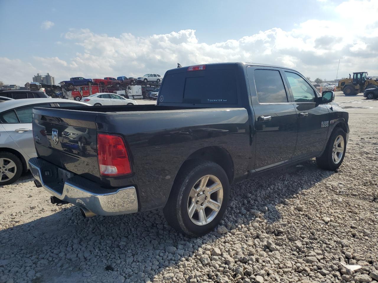 2017 RAM 1500 - Image 3