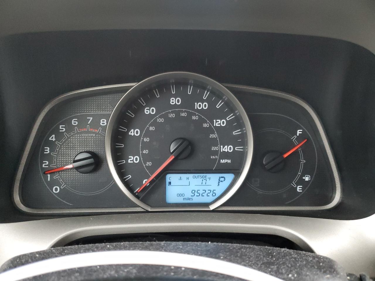2014 Toyota RAV 4 - Image 9