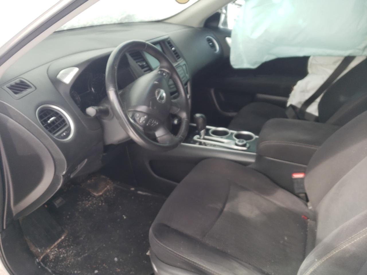 2014 Nissan Pathfinder - Image 7