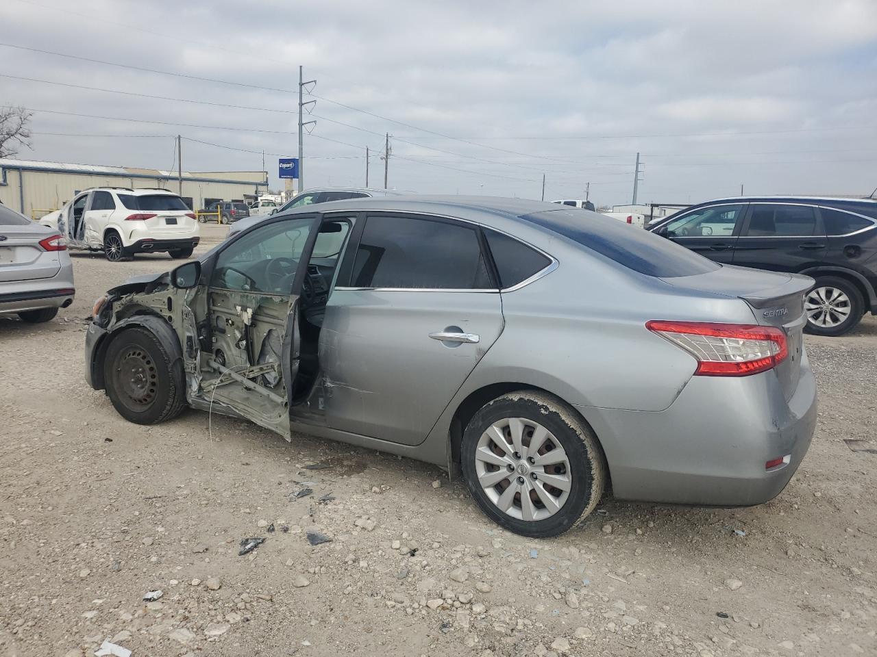 2013 Nissan Sentra - Image 2