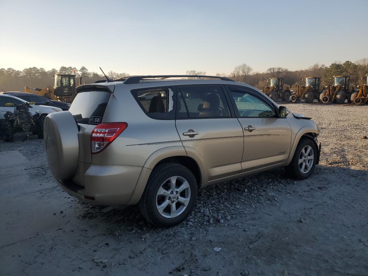 2012 Toyota RAV 4 - Image 3