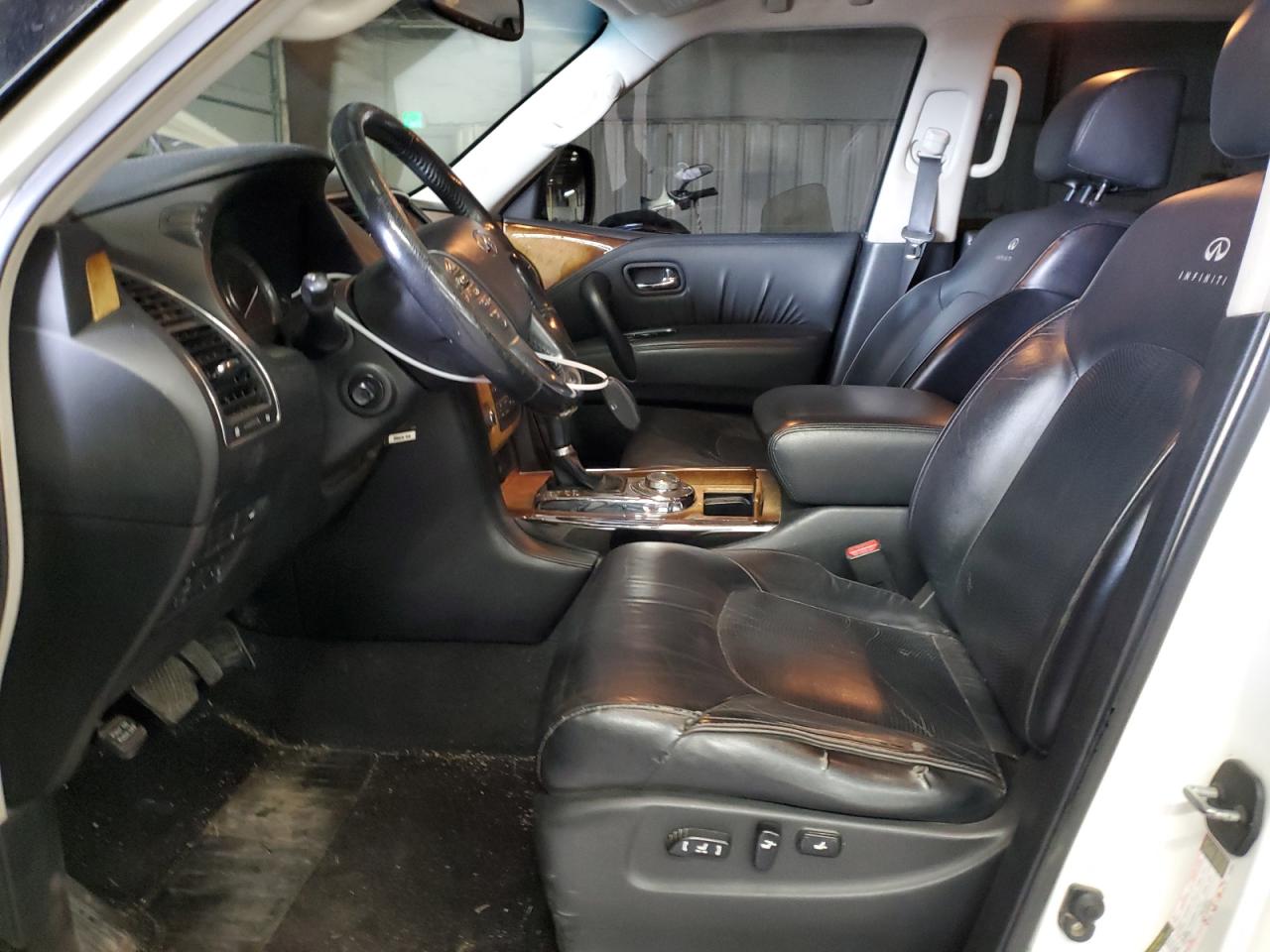 2011 Infiniti QX56 - Image 7