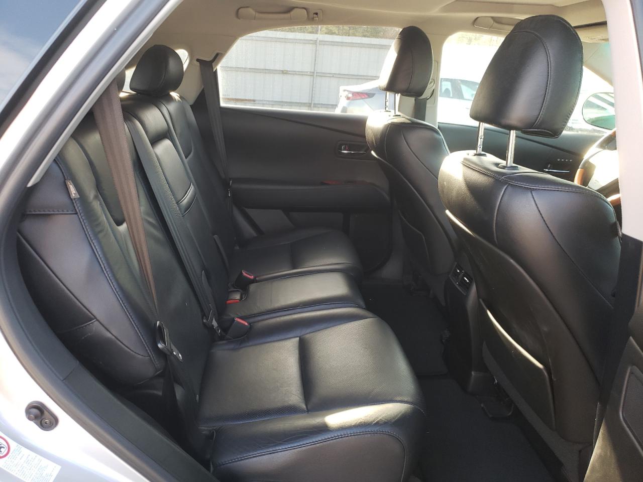 2011 Lexus RX - Image 11