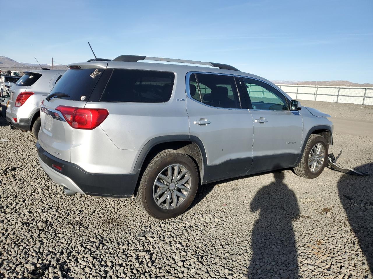 2018 GMC Acadia - Image 3