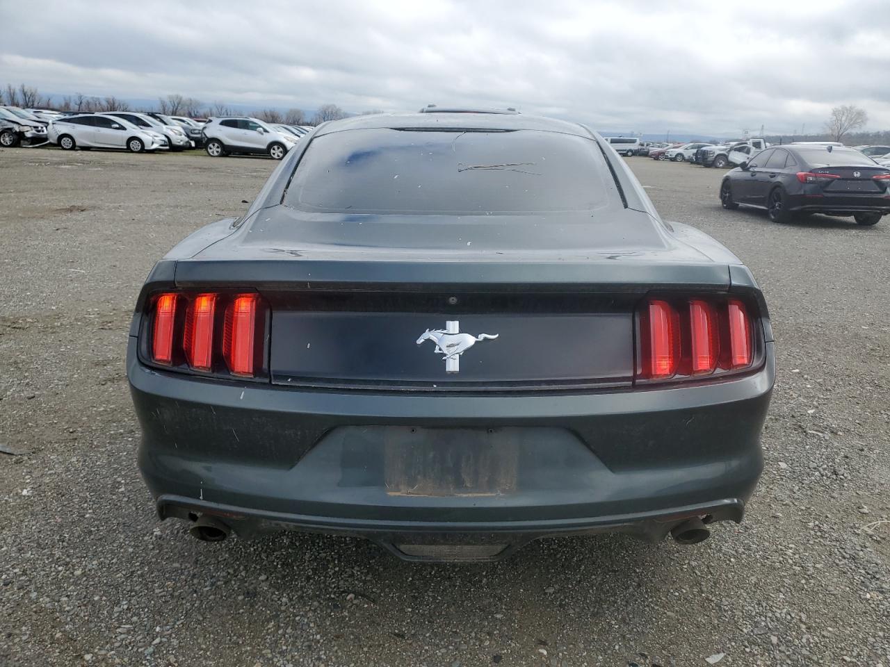 2015 Ford Mustang - Image 6
