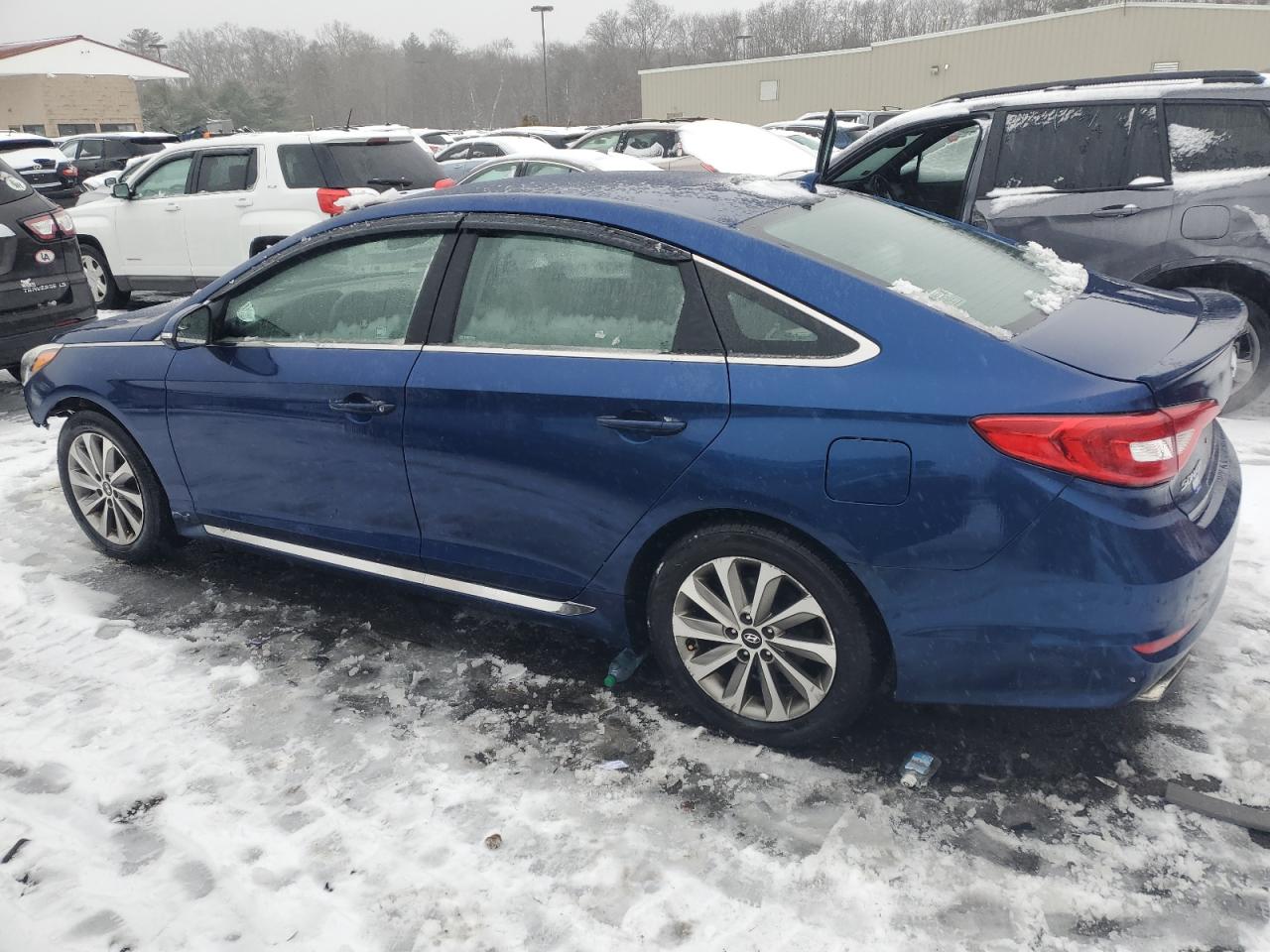 2015 Hyundai Sonata - Image 2