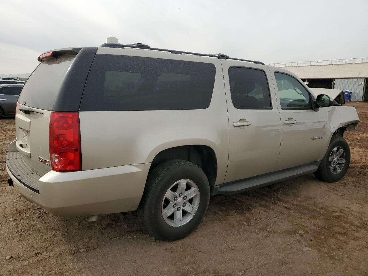 2013 GMC Yukon - Image 3