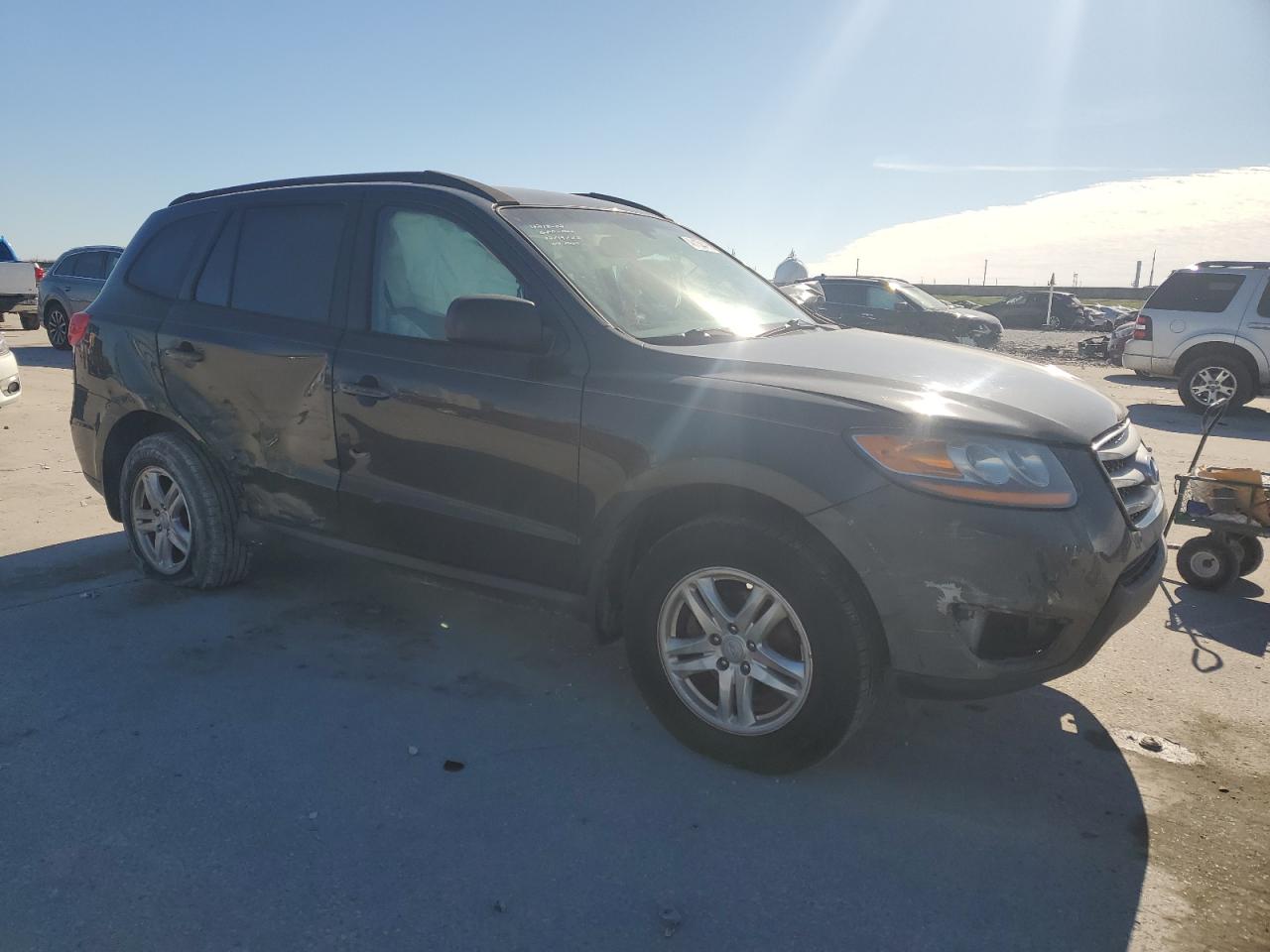 2012 Hyundai Santa Fe - Image 4