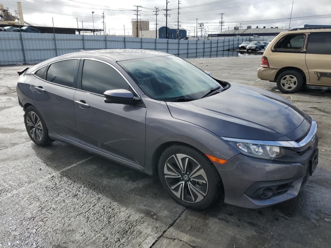 2017 Honda Civic - Image 4