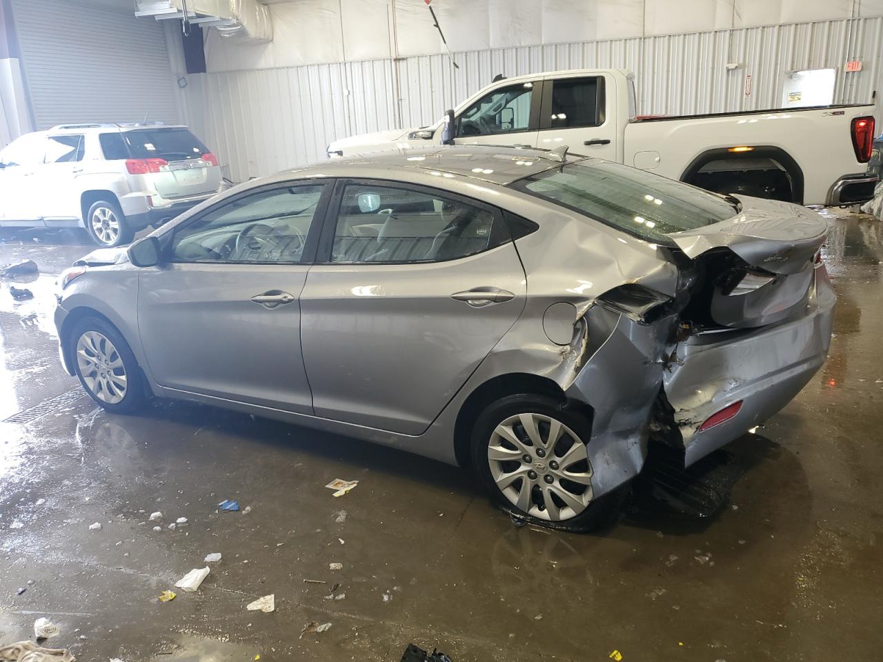 2013 Hyundai Elantra - Image 2