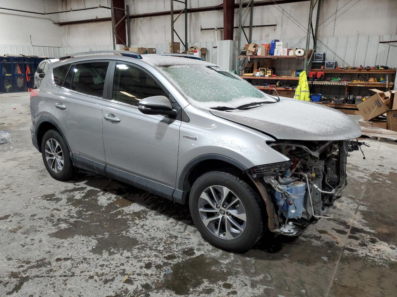 2017 Toyota RAV 4 - Image 4