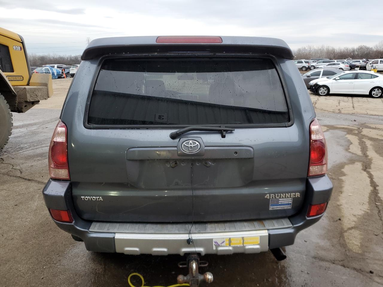 2004 Toyota 4Runner - Image 6