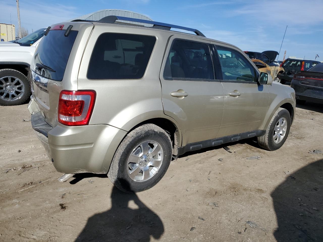 2011 Ford Escape - Image 3
