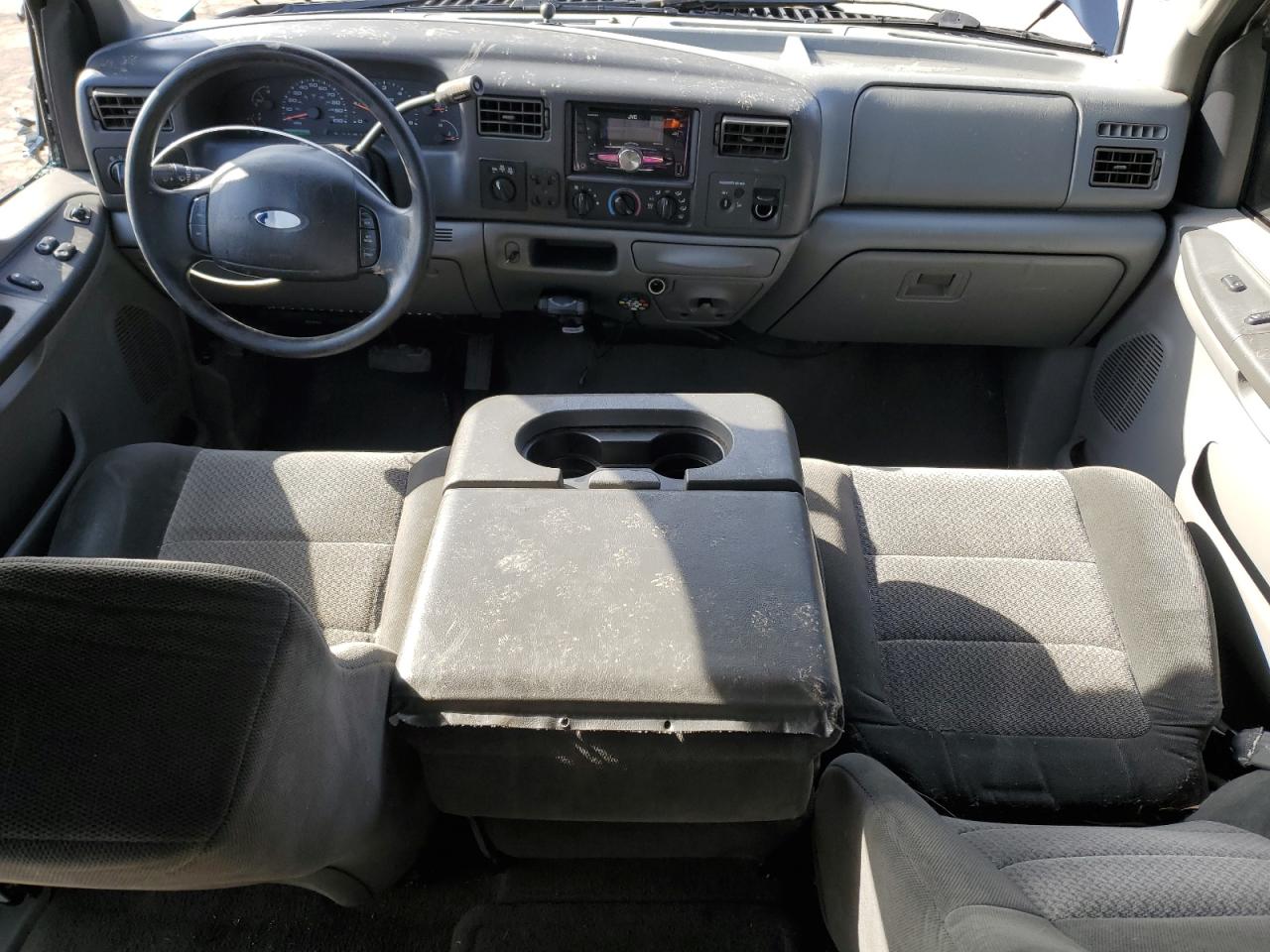 2002 Ford F250 - Image 8