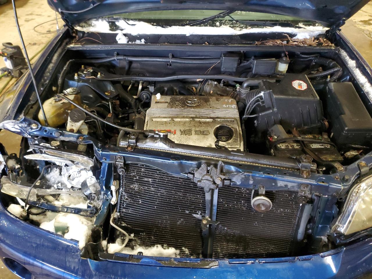 2004 Toyota Highlander - Image 12